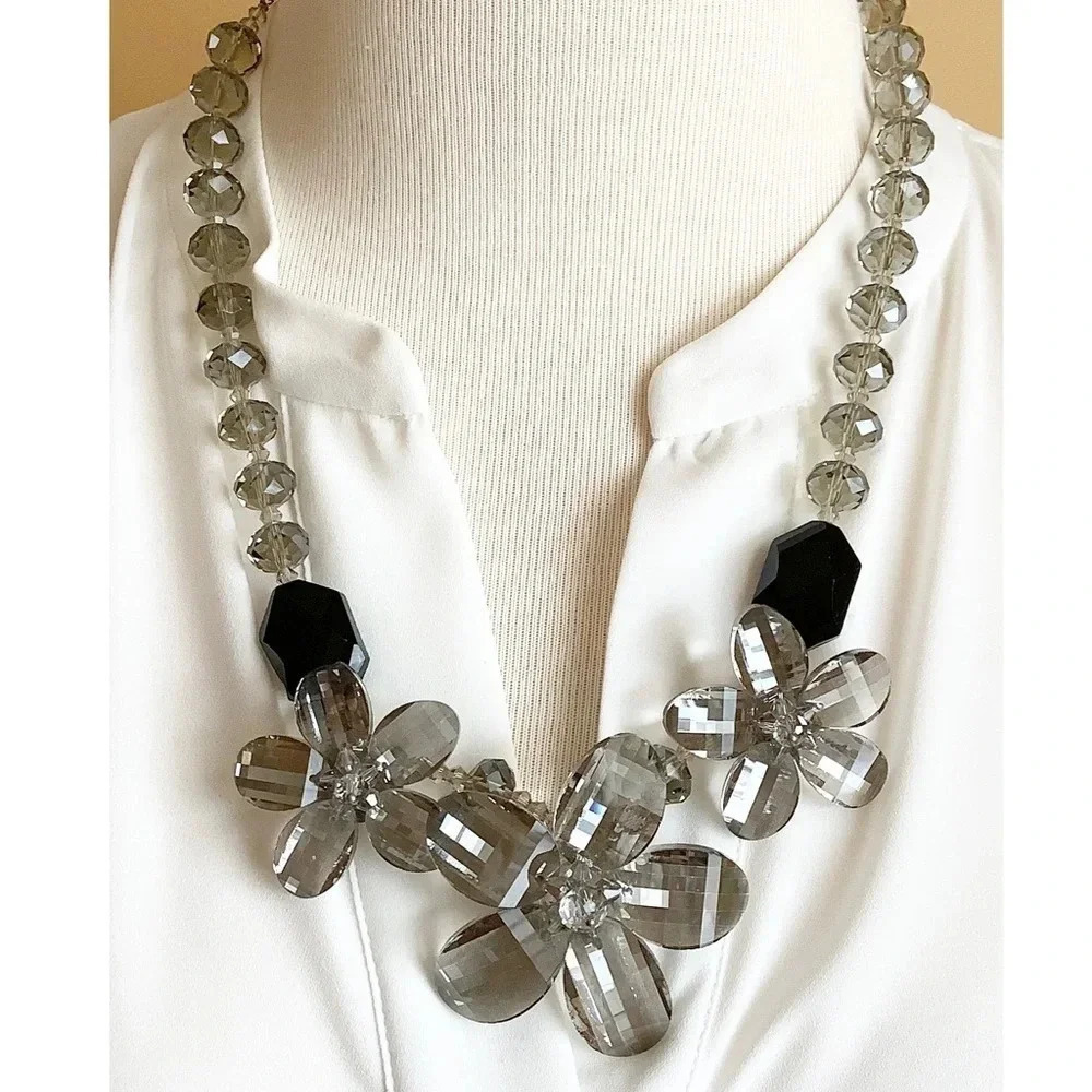Chunky Faceted Flower Statement Necklace Black Grey Crystal Beads
